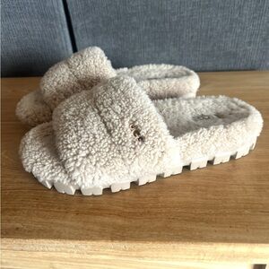 UGG Cozetta Curly Slippers